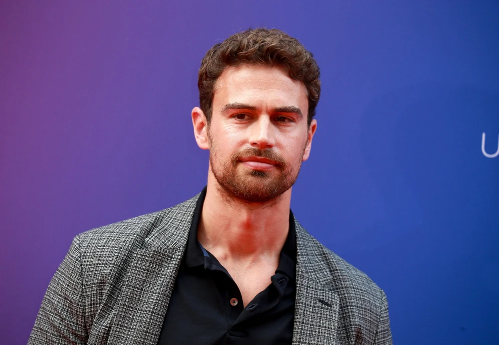 8 Beste Films van Theo James